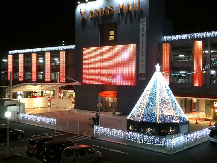 堺の商業施設クロスモールでのクリスマス装飾